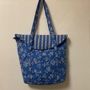 Unbranded quilted tote